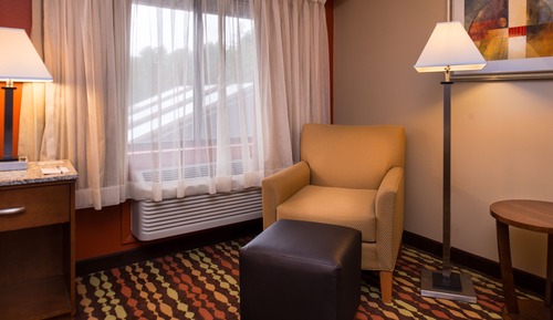 Suite, 1 King Bed, Non Smoking, Jetted Tub