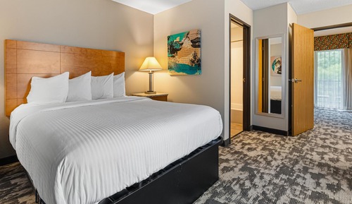 Standard Room, Multiple Beds, Non Smoking, Refrigerator & Microwave