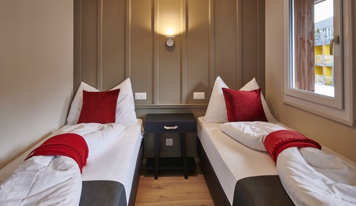 Jungfrau Suite