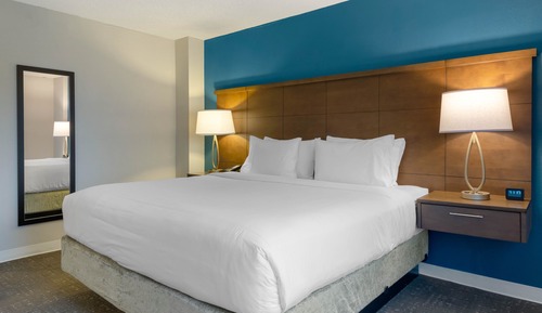 Suite, 1 Bedroom, Accessible, Kitchen (Accessible Tub)
