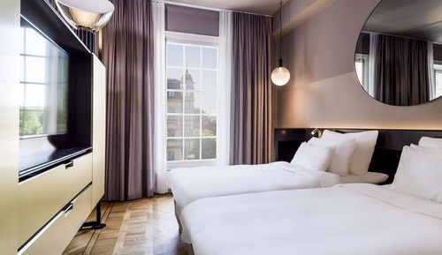 Junior Suite, City View
