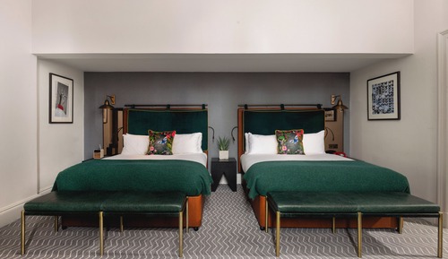 Suite, Multiple Beds