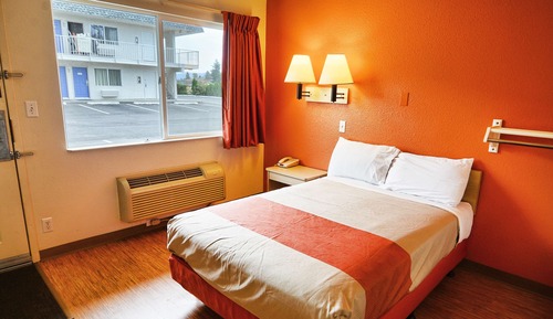 Standard Room, 1 Double Bed, Accessible, Non Smoking