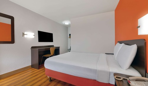 Standard Room, 1 Double Bed, Accessible, Non Smoking