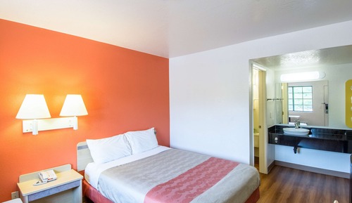 Standard Room, 1 Double Bed, Accessible, Non Smoking