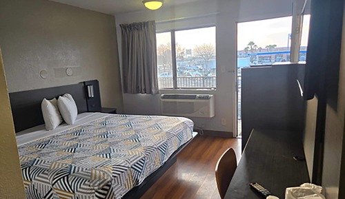 Room, 1 King Bed, Non Smoking
