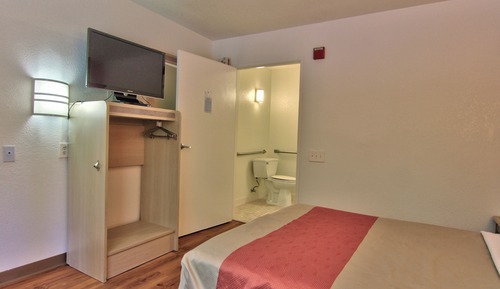 Deluxe Room, 1 Double Bed, Accessible, Non Smoking