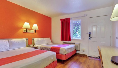 Standard Room, 2 Double Beds, Non Smoking