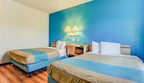 Deluxe Room, 2 Queen Beds, Non Smoking, Refrigerator & Microwave