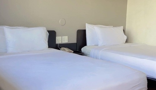 Standard Room, 2 Queen Beds, Non Smoking