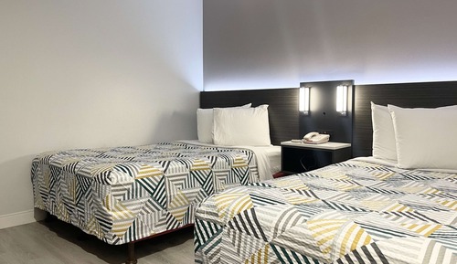 Standard Room, 2 Double Beds, Non Smoking