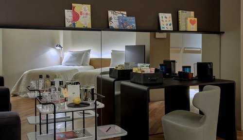 Family Room (Sir Family)
