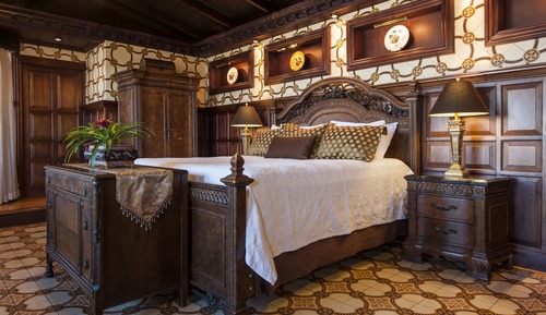 Romantic Suite, 1 King Bed, Jetted Tub, City View