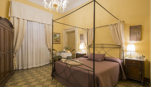 Comfort Triple Room