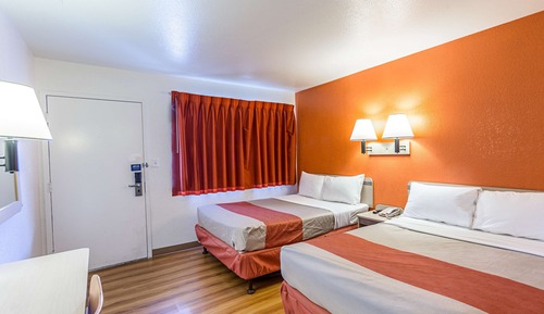 Deluxe Room, 2 Double Beds, Non Smoking, Refrigerator & Microwave