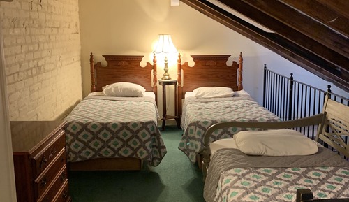 Family Loft, Multiple Beds