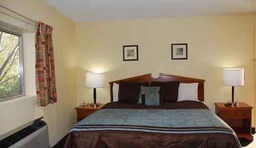 Honeymoon Room, 1 King Bed