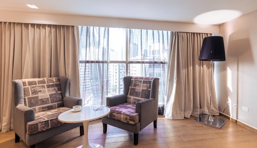 Suite (Oriental)