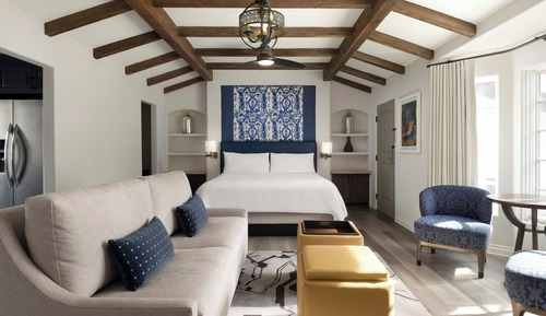 Suite, 1 King Bed