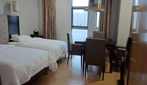 Room, 2 Twin Beds (Mahjong)