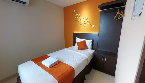 Family Suite (3 Pax)
