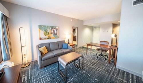 Studio, 1 King Bed, Accessible (Hearing)