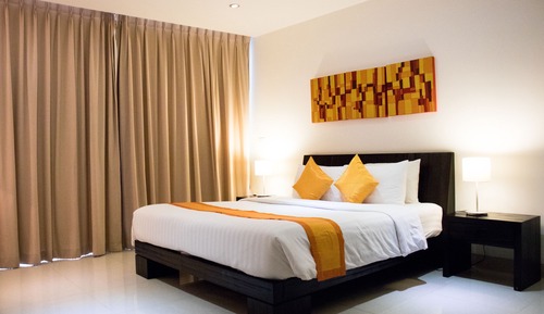 Luxury Apartment, 2 Bedrooms, Kitchenette, Poolside