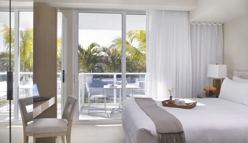 Room, 1 Queen Bed, Accessible, City View (ADA Accessible Queen Suite)