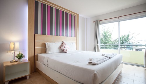 Double Room, 1 King Bed, Garden View