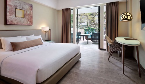 Privilege, Room, 1 King Bed, Balcony