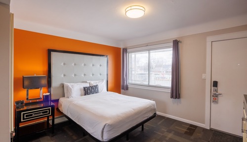 Premium Room, 1 Queen Bed, Non Smoking
