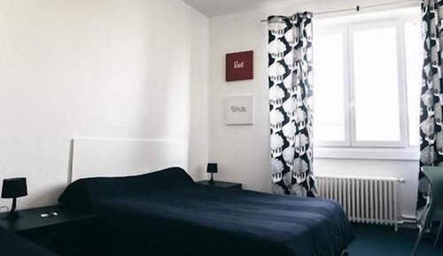 Standard Triple Room, Private Bathroom
