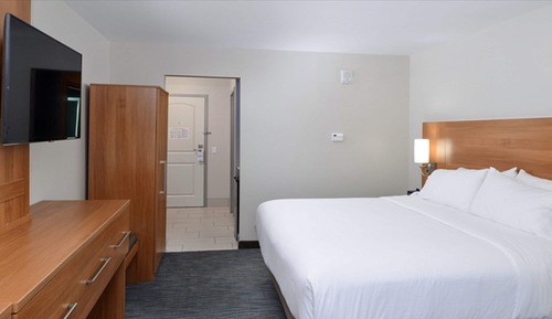 Suite, 1 King Bed with Sofa bed, Accessible (Communications)
