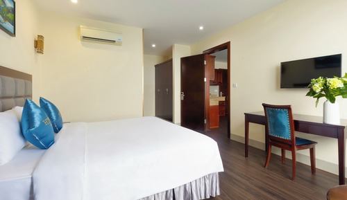 Suite, Sea View