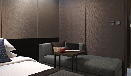 Family Twin Room