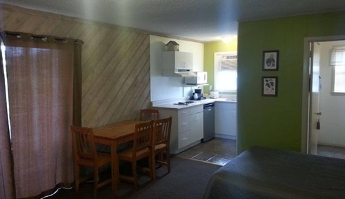 Double Room (Kitchenette)