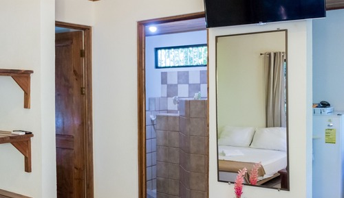 Junior Bungalow, 2 Bedrooms, Pool View, Garden Area