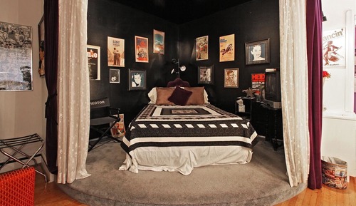 Hollywood Room