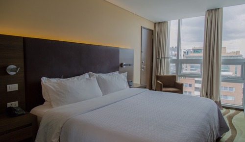 Classic Room, 1 King Bed