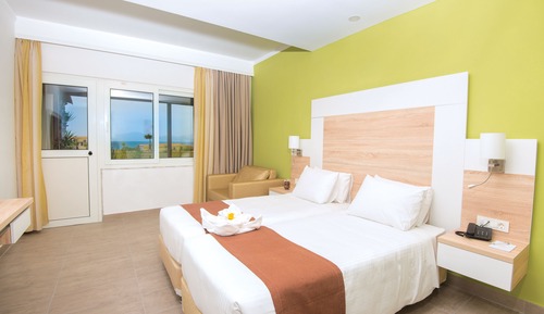 Superior Twin Room