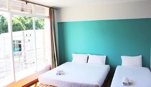 City Triple Room, Multiple Beds, Non Smoking, City View