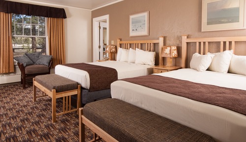 Junior Suite 2 Queen / East Wing