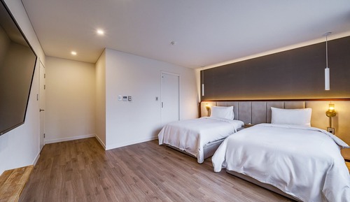 Family Room, 1 Bedroom (Hunoni, Base4 /Max 6pax)