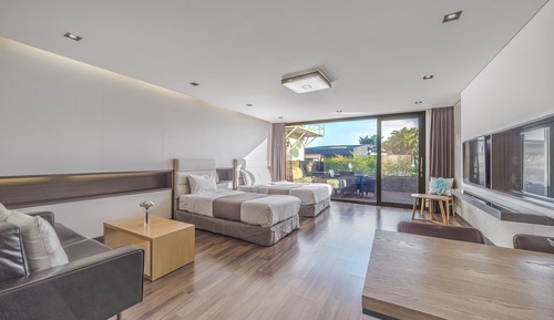 Standard Room (Nuri 1, Base 3 /Max 5pax)