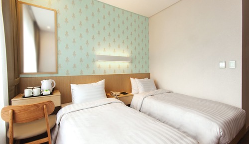 Standard Twin Room