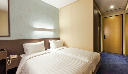 Business Twin Room (No Window)