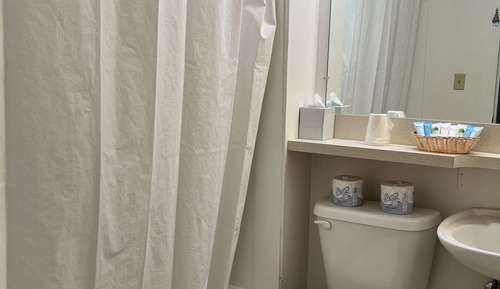 Village 1 Double & 1 Twin Room 