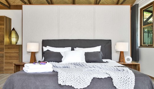 Villa Retreat with Couples Bath