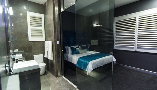 Standard Room, 1 Queen Bed (Room 8)