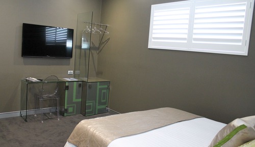 Standard Room, 1 Queen Bed (Room 4)